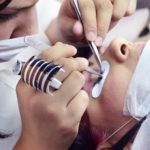 Depilacja woskiem – nie taka straszna