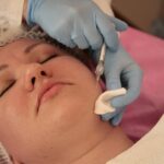 Jak dbać o skórę twarzy – nowoczesne rozwiązania kosmetologiczne